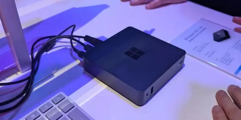 Foto des Microsoft ThinClient Windows 365 Link